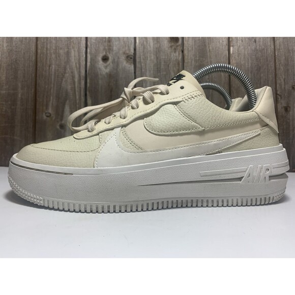 Nike Wmns Air Force 1 PLT.AF.ORM 'Fossil' DJ9946-200 Shoe Size 9 - Picture 4 of 9